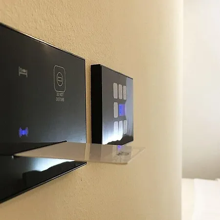 Отель Il Loggiato Dei Serviti 3*