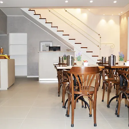 伊尔洛贾托迪赛维缇酒店 3*