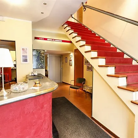 Il Loggiato Dei Serviti Отель 3*