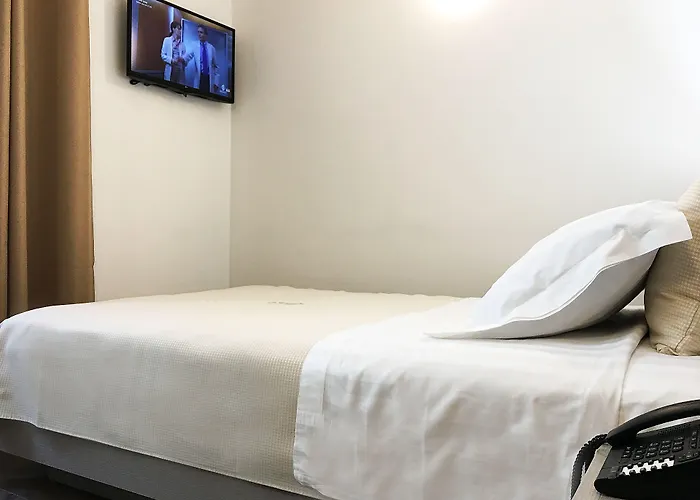 Il Loggiato Dei Serviti 3*