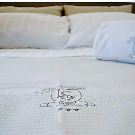 Il Loggiato Dei Serviti Hotel