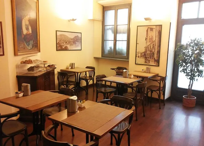 Hotel Il Loggiato Dei Serviti 3*