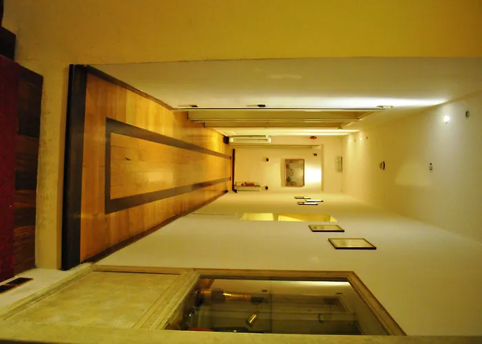 Il Loggiato Dei Serviti