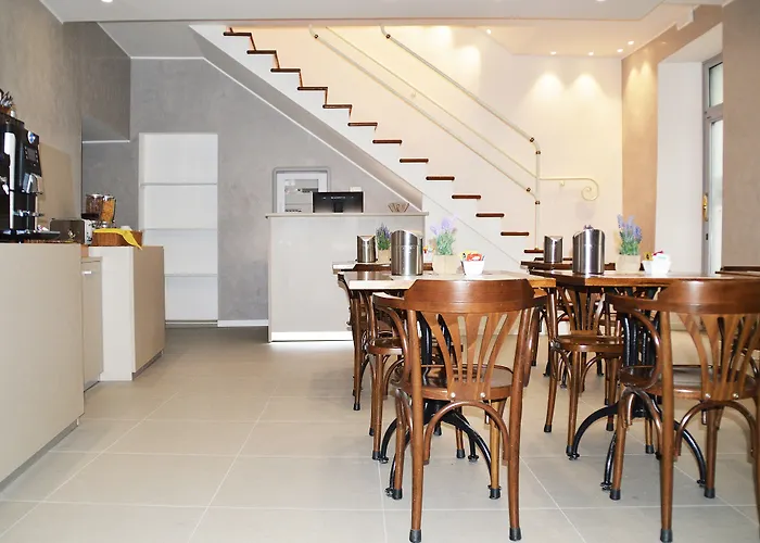 Il Loggiato Dei Serviti 3*