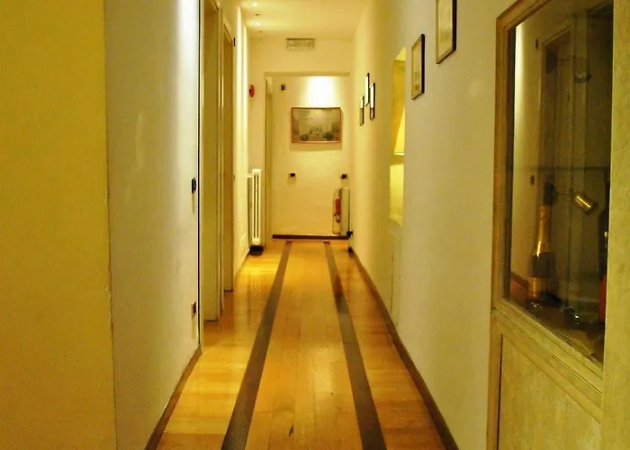 Il Loggiato Dei Serviti Hotel