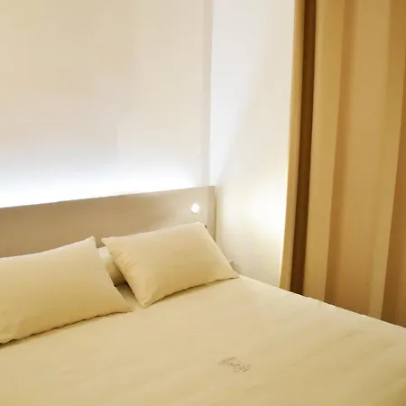 Il Loggiato Dei Serviti Hotel