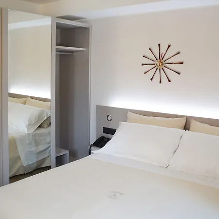 Il Loggiato Dei Serviti Hotel 3*