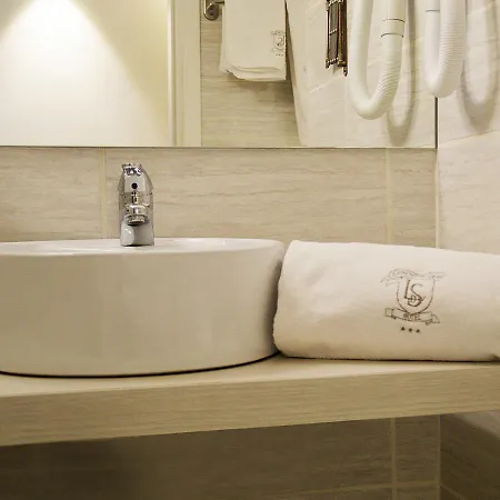 Hotel Il Loggiato Dei Serviti 3*