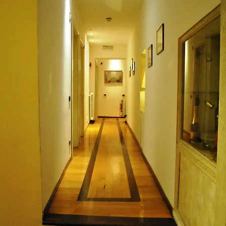 Il Loggiato Dei Serviti Hotel