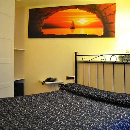 Hotel Il Loggiato Dei Serviti 3*